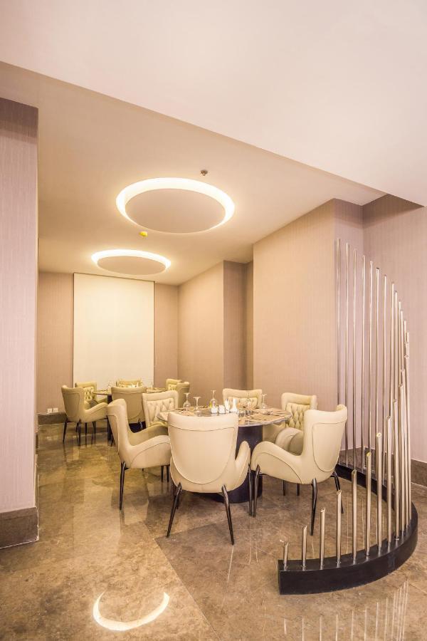 Grand Plaza Hotel - Kafd Riyadh Exteriör bild